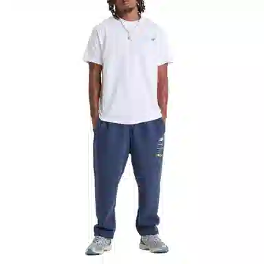 New Balance Graphic T