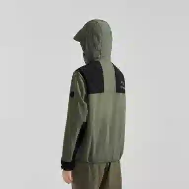 LogoUPF100