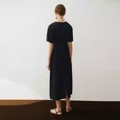 UR V