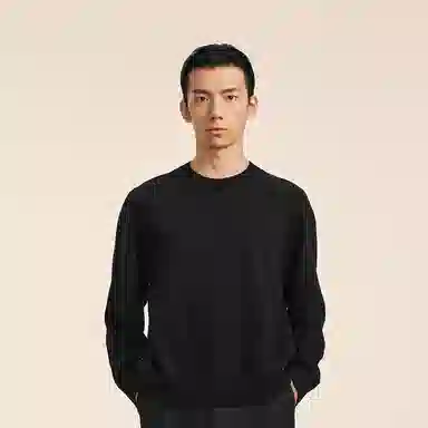 速写 纯色混纺宽松打底毛衣 男款