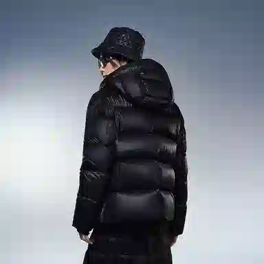 90700