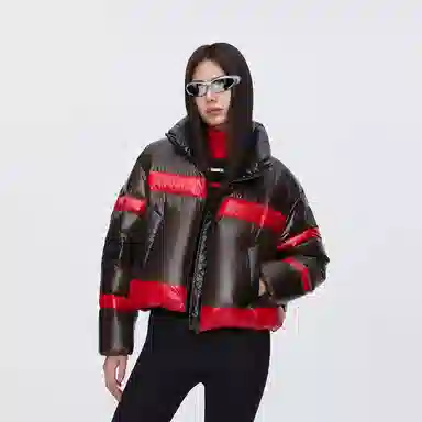 波司登 宽松舒适简约立领短款条纹面包服羽绒服 女款