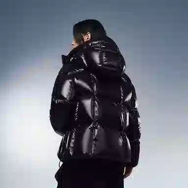 90700