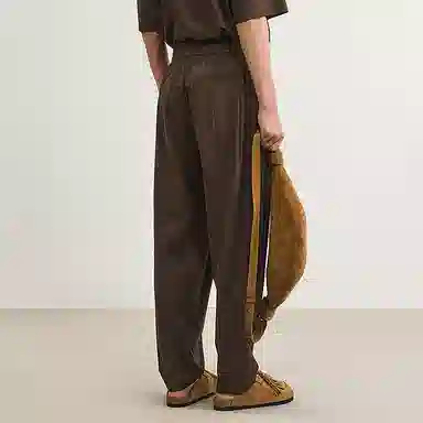 速写 宽松纯色褶皱设计直筒舒适百搭休闲裤 男款