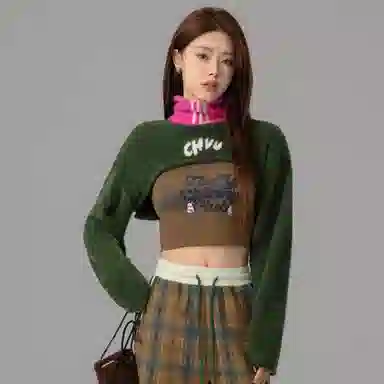 CHUU Cropped Turtleneck Sweater