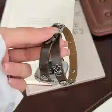 老佳 苹果适用 手表表带 牛皮材质 卡通小狗牛皮双圈表带男女通用