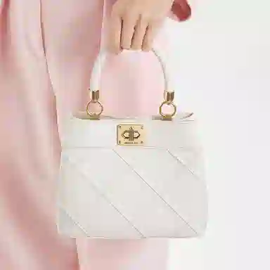 CHARLESKEITH ck CreamBlack