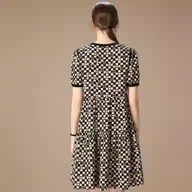 粉红玛琍 春 格子印花短袖连衣裙 宽松 女款 棋盘格