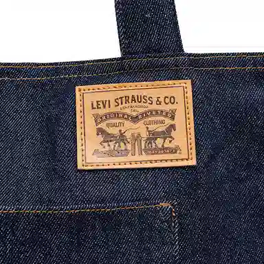 levis Tote