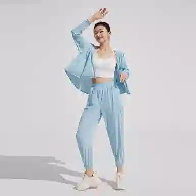 LogoUPF100+