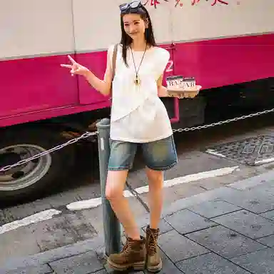 美洋 前后交叉分割设计圆领休闲无袖背心 女款 白色
