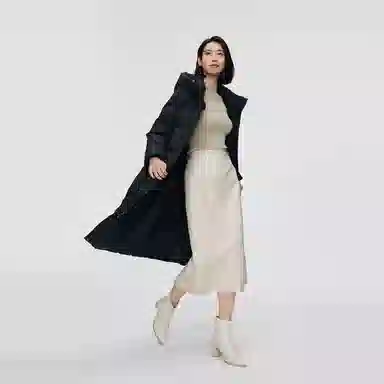 波司登 鹅绒连帽长款厚款纯色羽绒服 女款