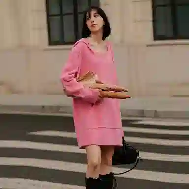 太平鸟 连帽短款假两件毛织长袖连衣裙 女款