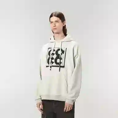 AW22