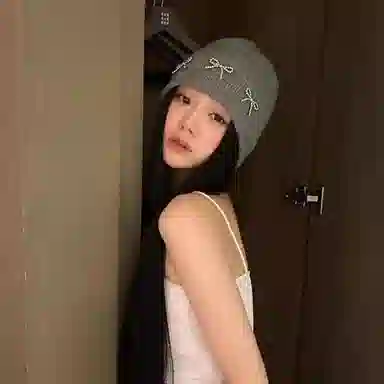恩僾德 酷比鎏金蝴蝶结针织显脸高颜值小众复古黑冷帽 聚酯纤维 绒线帽 男女同款情侣款