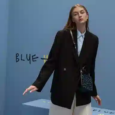 CHARLES&KEITH xCOCO CAPITÁN