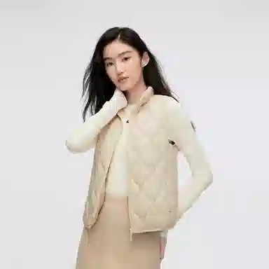 波司登 轻暖系列 新款山系男女同款情侣薄款保暖宽松立领纯色葫芦纹马甲羽绒服 女款