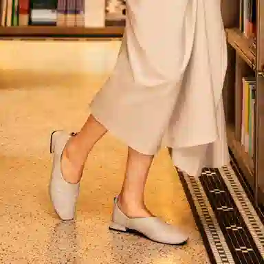 Clarks Light Dance White