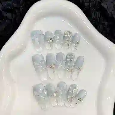 凡泽 蝶梦蓝海春夏冰透立体蝴蝶猫眼清新美甲纯手工  穿戴甲 椭圆蓝色渐变 纯欲