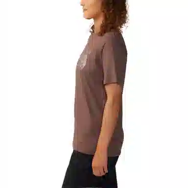 MOUNTAIN HARDWEAR Logo T