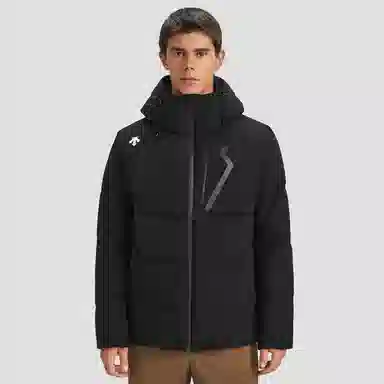 DESCENTE TRAINING Series