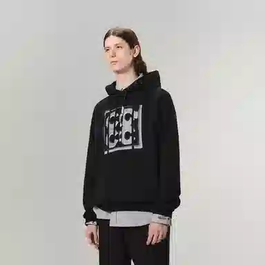 AW22