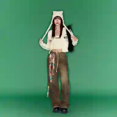 CHUU V