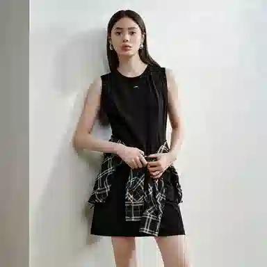 太平鸟 格纹假两件质感拼接衬衫长袖连衣裙 女款 黑色