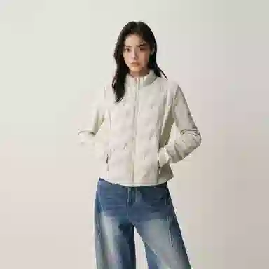 太平鸟 简约时尚轻薄修身白鸭绒排骨羽绒服 女款