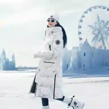 波司登 经典极寒系列尔滨系列 地图印花工装大口袋双头拉链纯色印花加厚连帽长款羽绒服 男女同款 冰城白