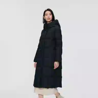 波司登 鹅绒连帽长款厚款纯色羽绒服 女款