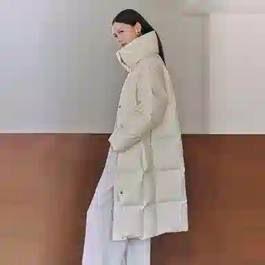 太平鸟 印花长款面包服休闲立领羽绒服 女款