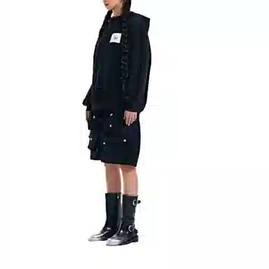 THE MUSEUM VISITOR 23 AUTUMN