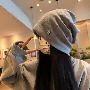 恩僾德 金属字母秋冬季小众百搭大头围冷帽显脸小包头旅行 聚酯纤维 帽子 男女同款情侣款