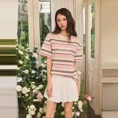 Three Quarters logo T