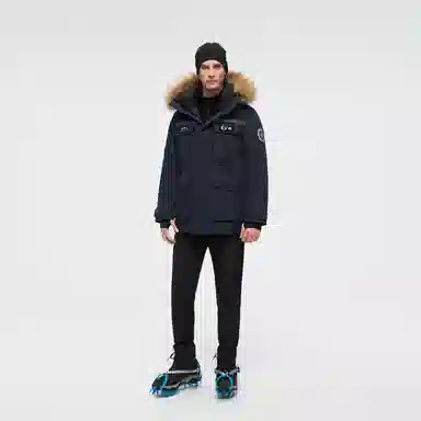 800