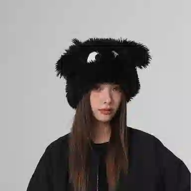 恩僾德 可爱搞怪小狗帽子女秋冬季毛绒帽大眼睛小众百搭可爱护耳加厚高颜值学生显脸小帽子潮 聚酯纤维 绒线帽 男女同款情侣款