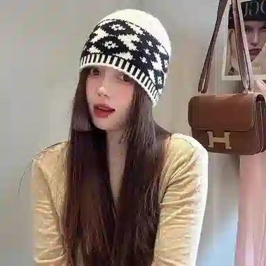 Enyide Vintage Quilted Knit Beanie