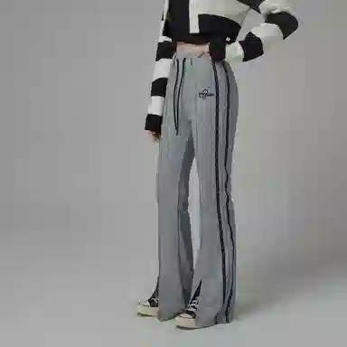 CHUU Letter Print High Waist Flared Pants