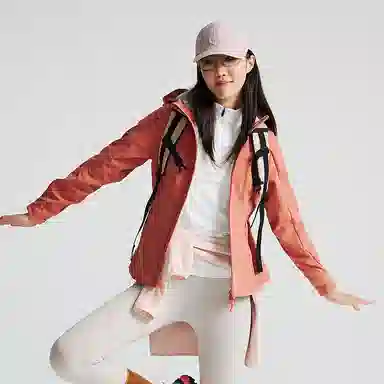 探路者  抓绒防风防泼水修身版型  软壳衣  女款