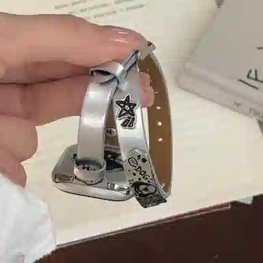 老佳 苹果适用 手表表带 牛皮材质 卡通小狗牛皮双圈表带男女通用