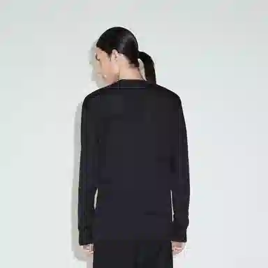 速写 圆领长袖套头时尚休闲毛衣 男女同款