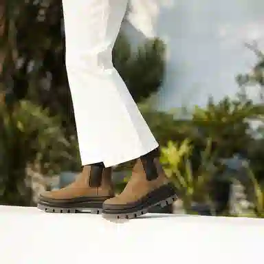 Clarks Orly Chelsea Boots Green