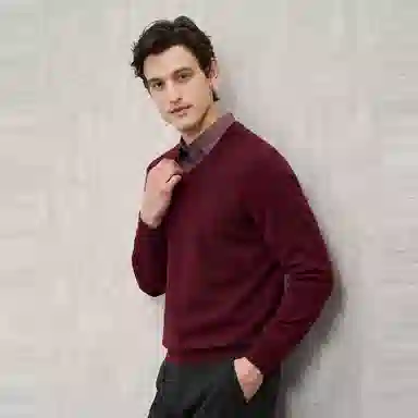 EMZ V-Neck Wool Sweater