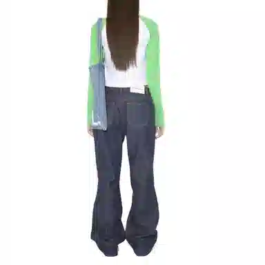 THE MUSEUM VISITOR 24SS T