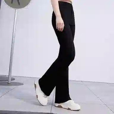 美特斯邦威 复古高腰修身弹力喇叭牛仔裤 女款