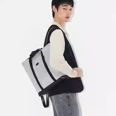 PEDRO Tote