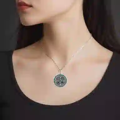 S925