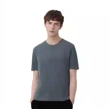 Massimo Dutti T
