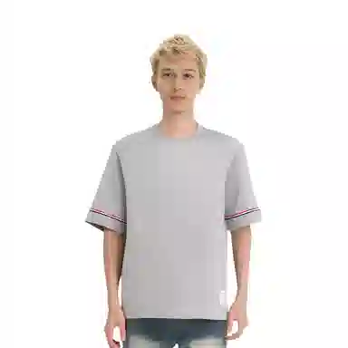 THOM BROWNE T